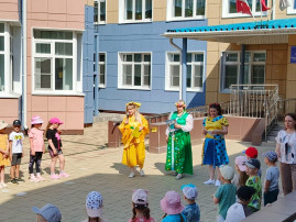 Здравствуй лето! Здравствуй лето!.